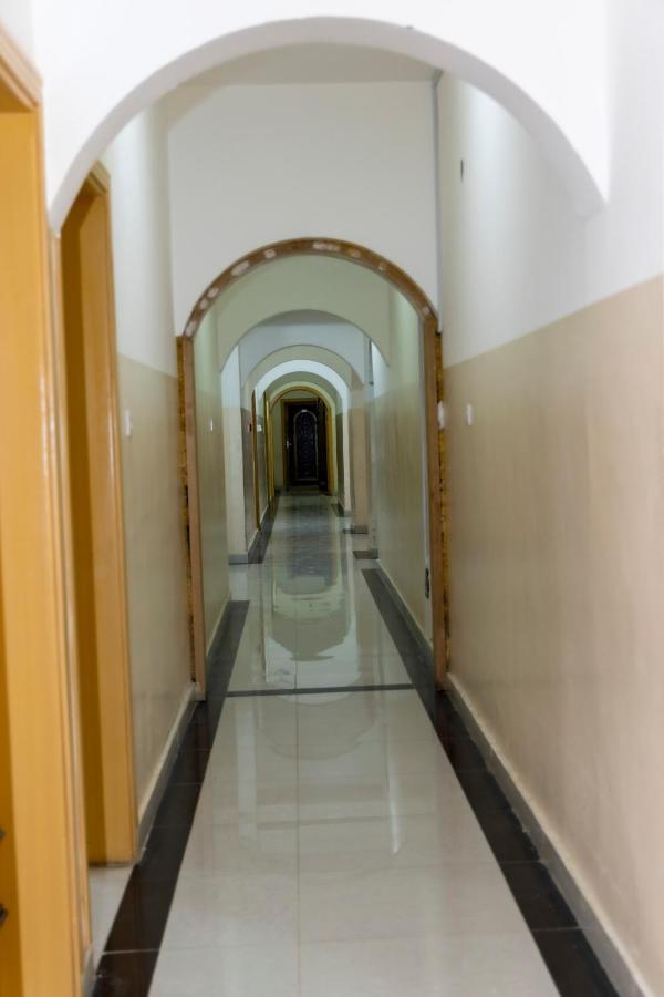 Arabian Sands Hotel فندق الرمال العربية Haima Exterior foto